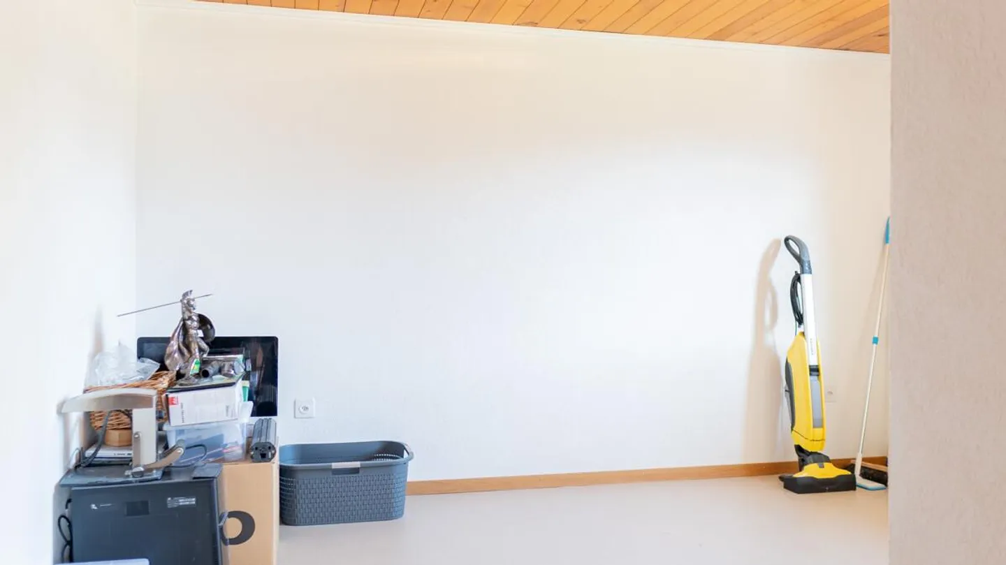 Casa bifamiliare e stalla con vista fantastica e ottima esposizione al sole... - Foto 11 di 24