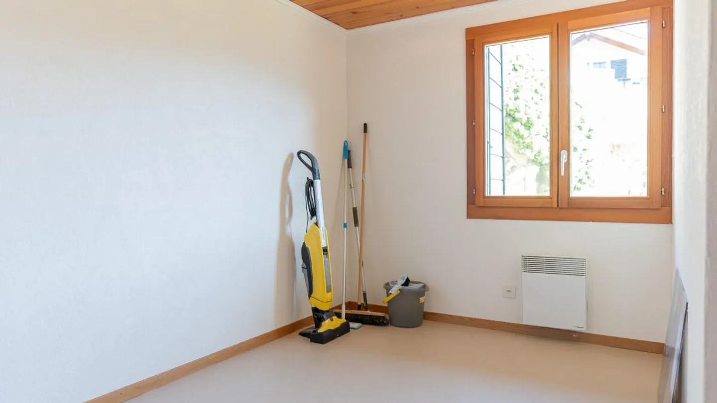 Casa bifamiliare e stalla con vista fantastica e ottima esposizione al sole... - Foto 12 di 24