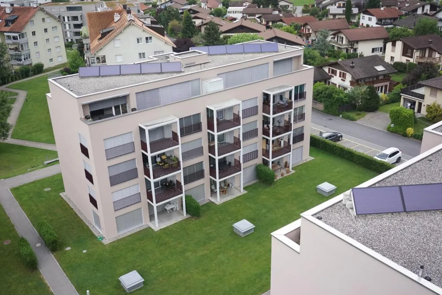 Bellissimo appartamento al piano terra di 2,5 stanze - Foto 1 di 1