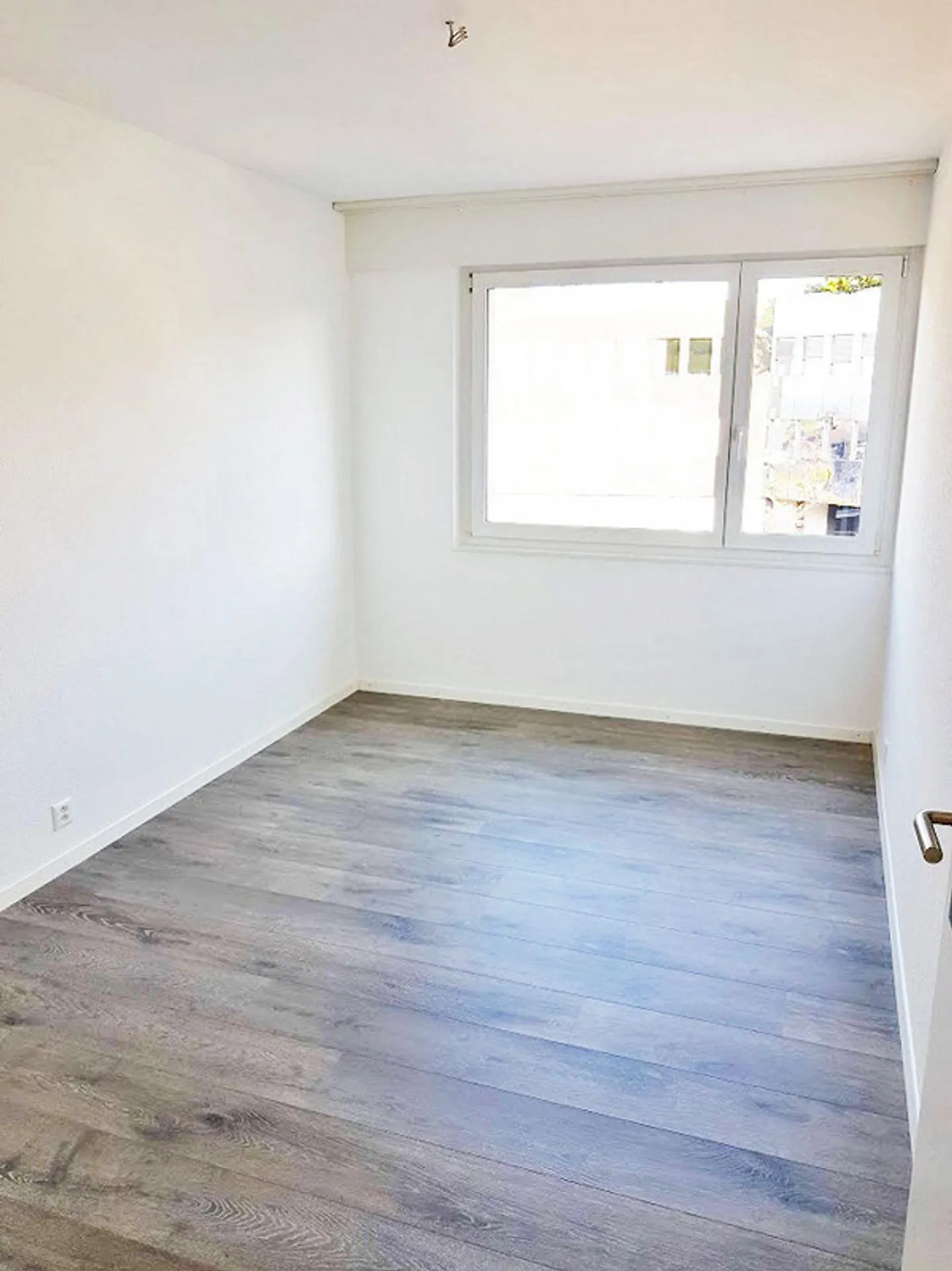 Appartement penthouse attrayant avec une vue magnifique sur le lac de Zurich à Schindellegi - Photo 8 sur 12