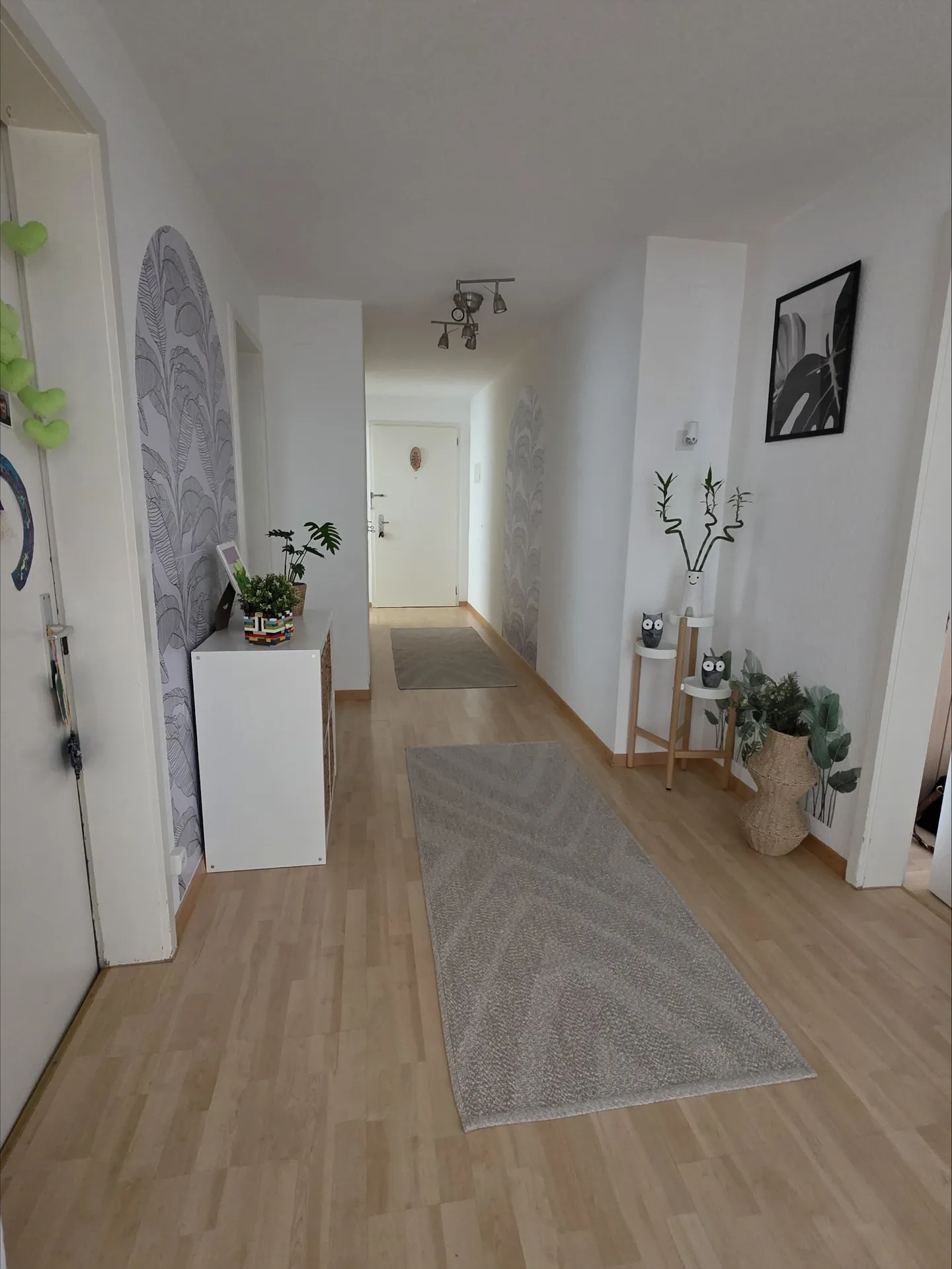 Appartement 4 pièces dans un emplacement privilégié - près de la Mall of Switzerland - Photo 1 sur 1