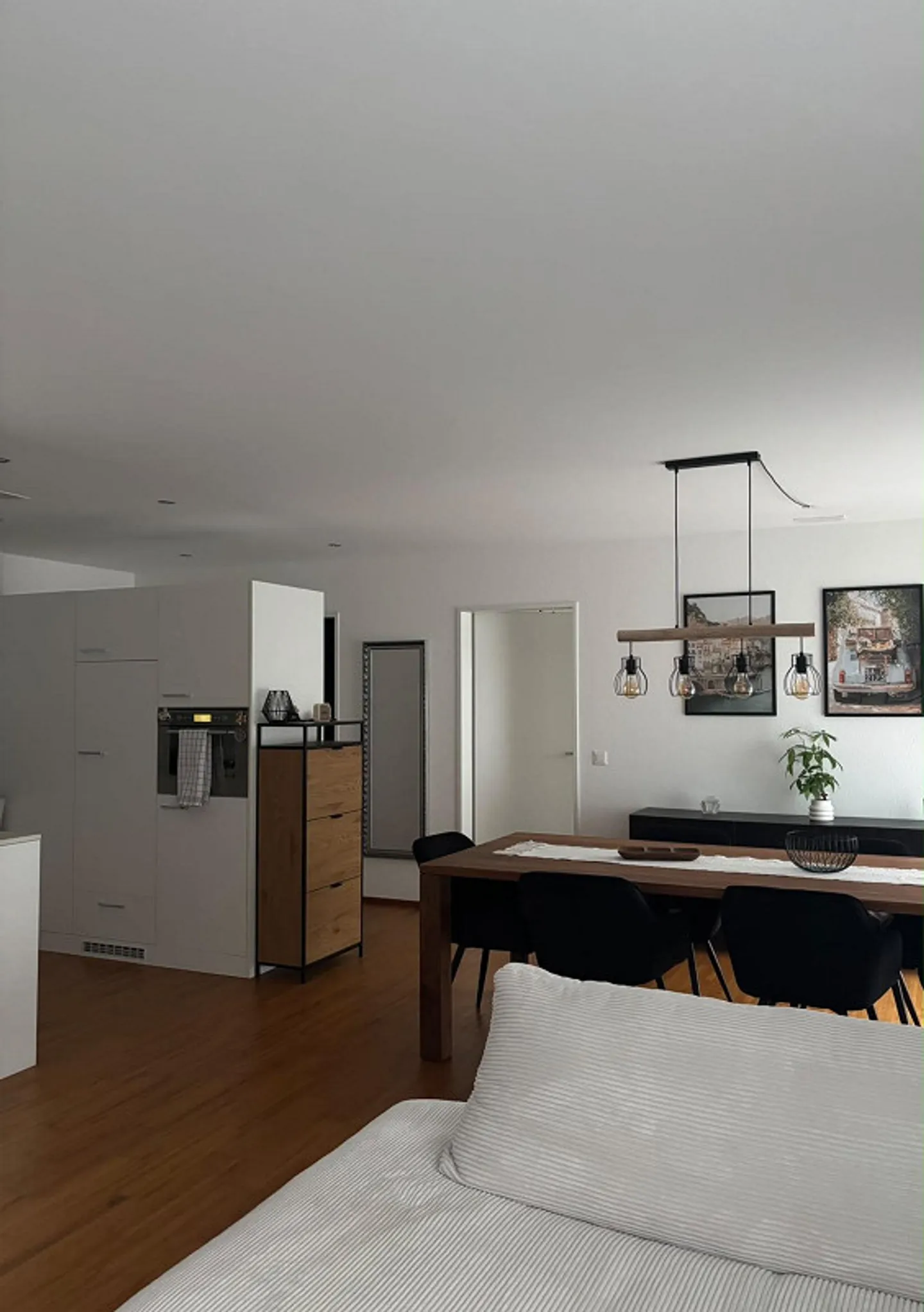 Appartement 2.5 pièces au cœur d'Ems - Photo 3 sur 7