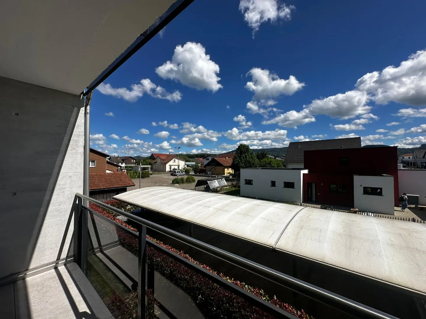 Appartement Moderne avec Balcon - Photo 2 sur 12