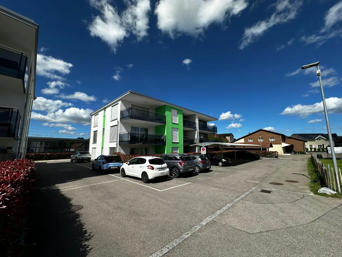 Appartement Moderne avec Balcon - Photo 3 sur 12