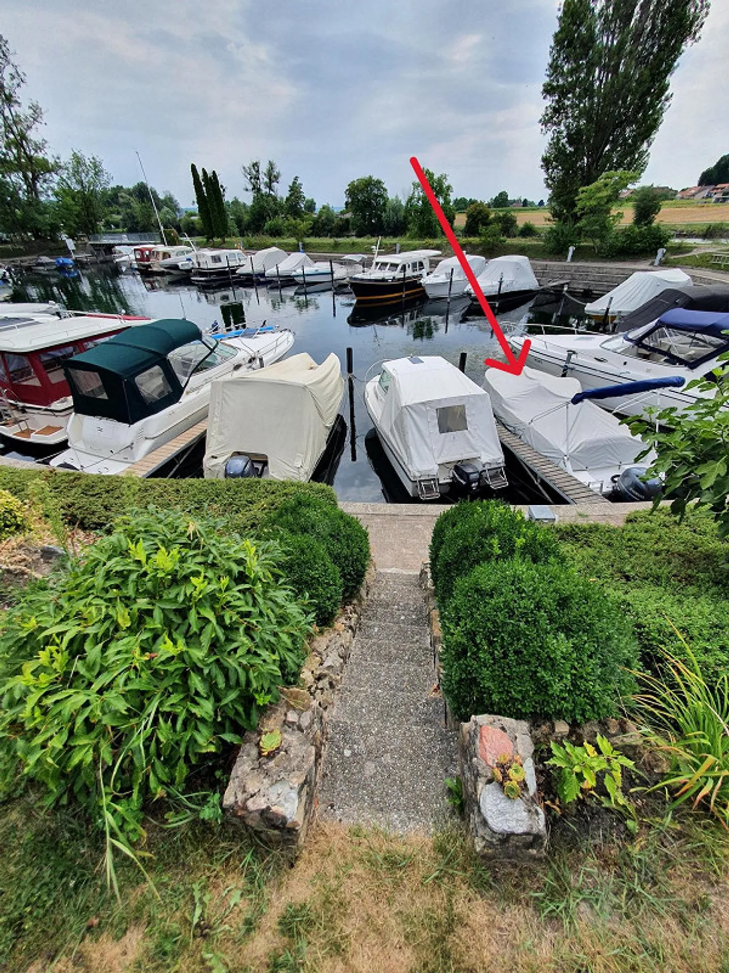 Bootsplatz im Broye-Kanal - Foto 1 von 1