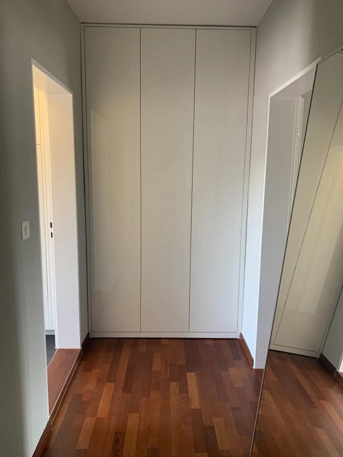 Bell'appartamento per affari vicino alla stazione ferroviaria di Oerlikon - Foto 3 di 7