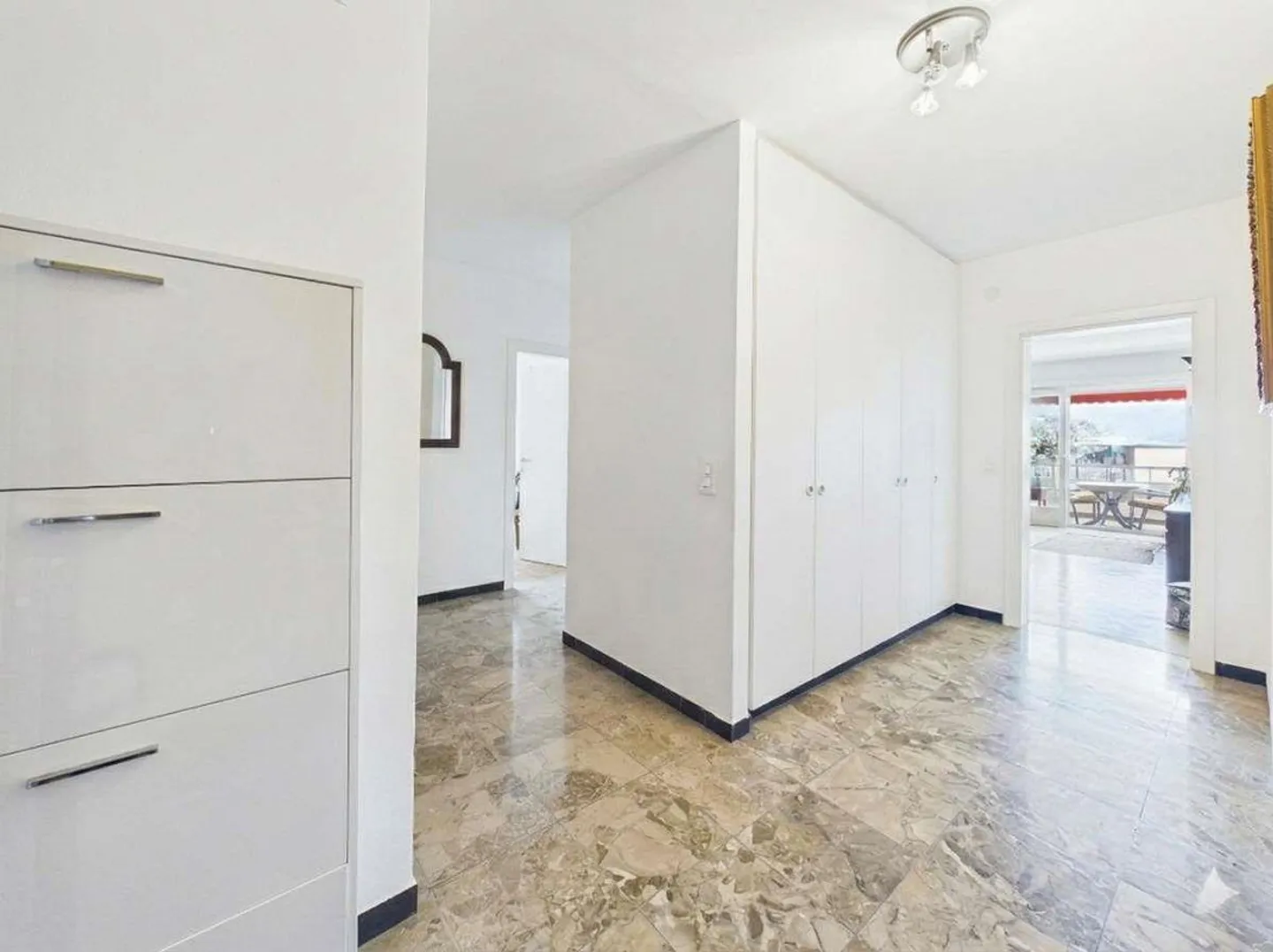 Appartamento luminoso di 4,5 stanze a Locarno - Foto 10 di 11