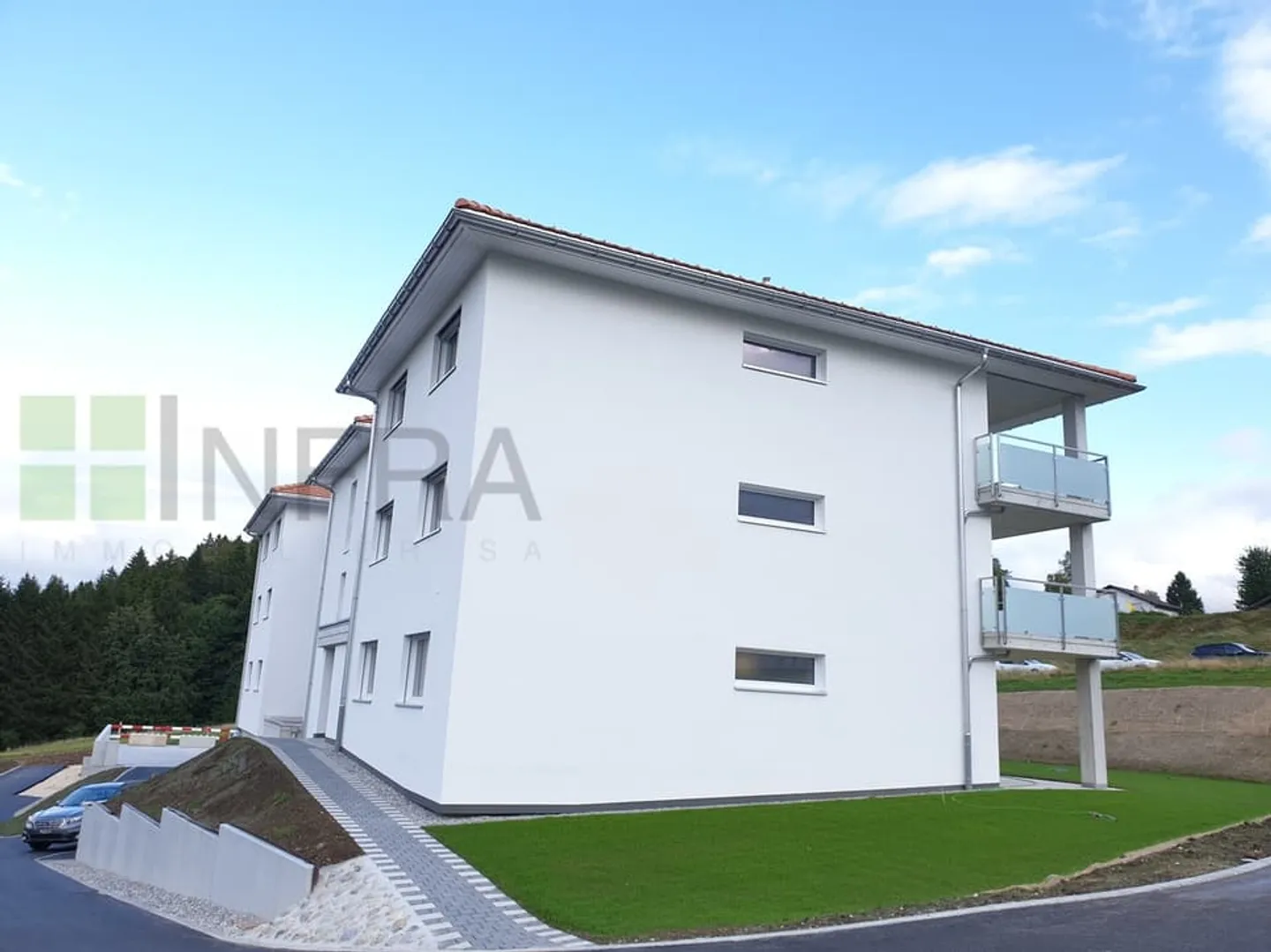 Magnificent and spacious 124 m2 apartment - Photo 2 of 10