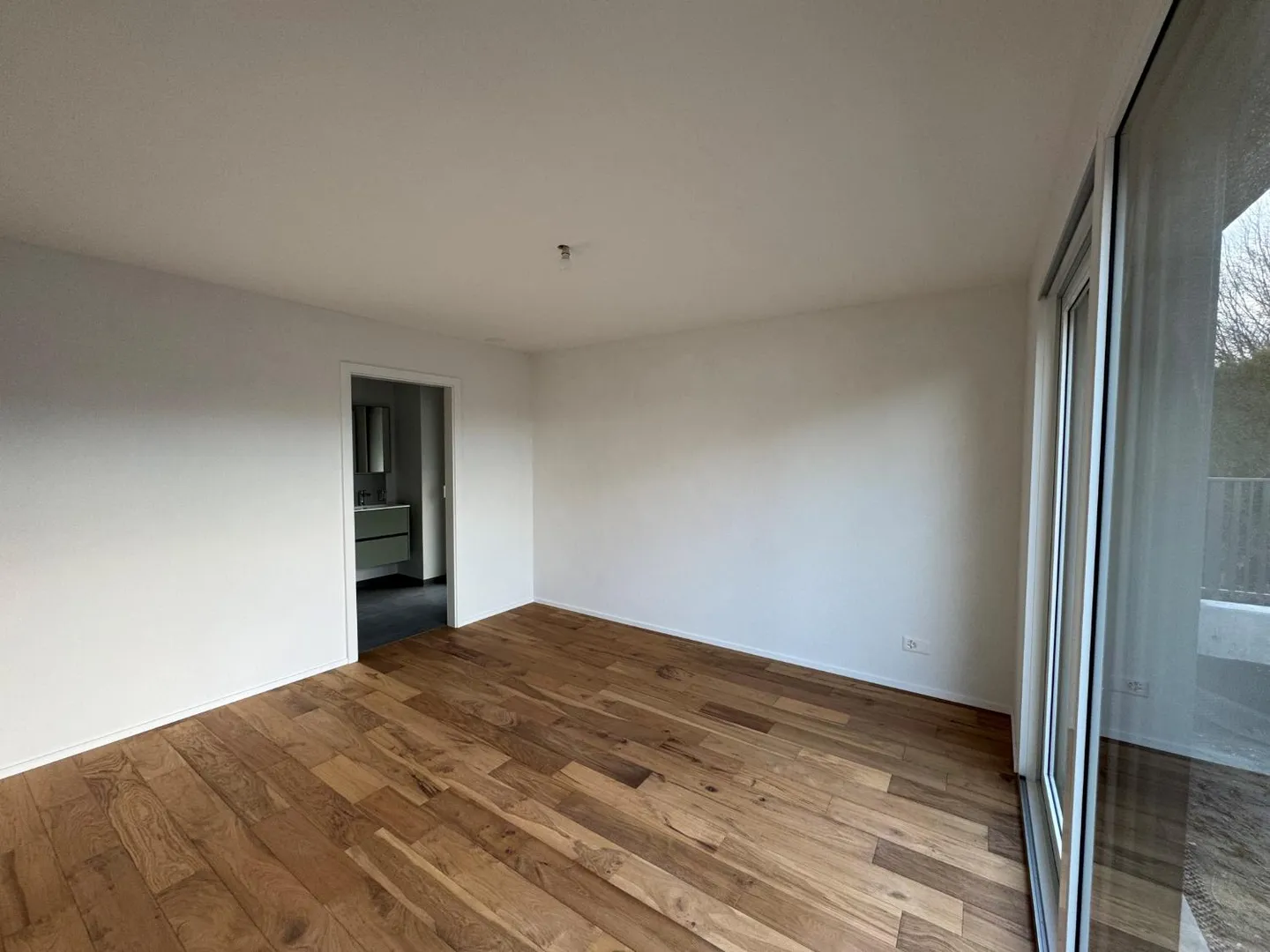 Wohnung mit Terrasse 5.5 Zimmer - Foto 3 von 6