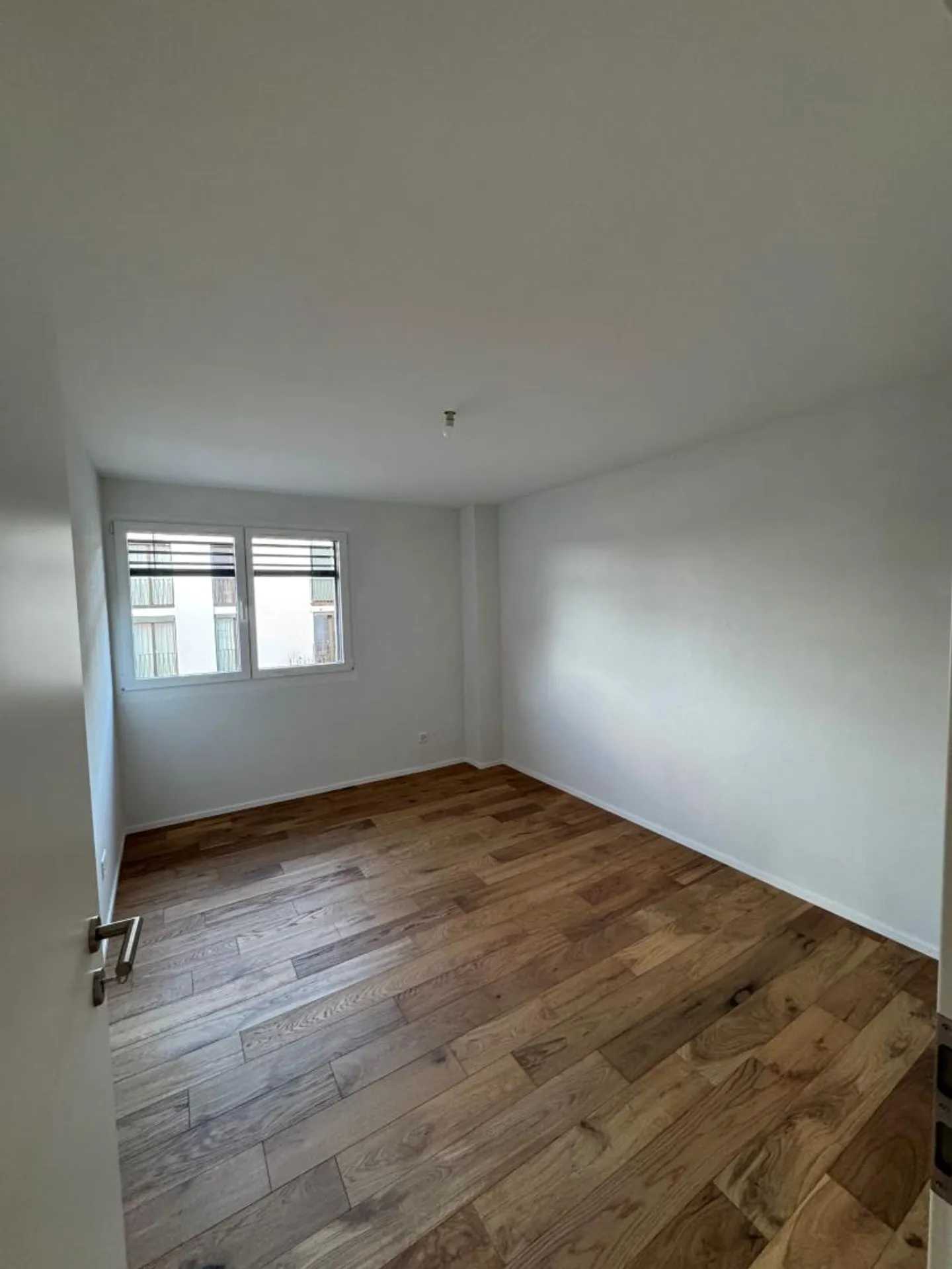 Wohnung mit Terrasse 5.5 Zimmer - Foto 5 von 6