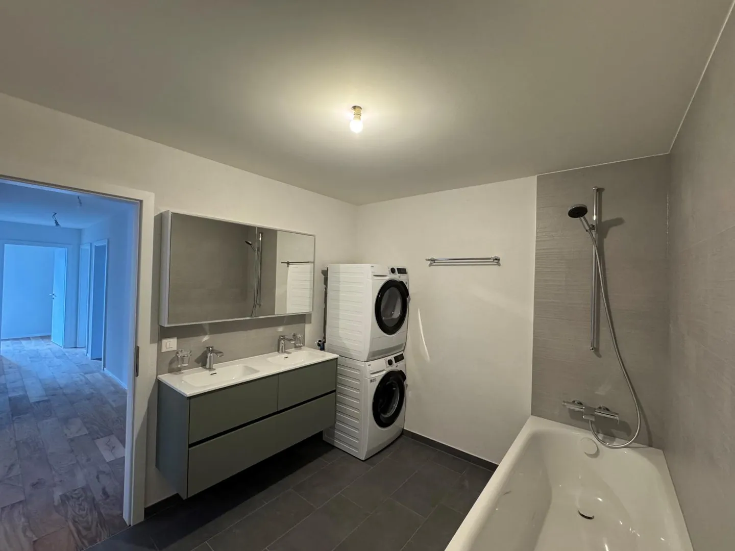 Wohnung mit Terrasse 5.5 Zimmer - Foto 6 von 6