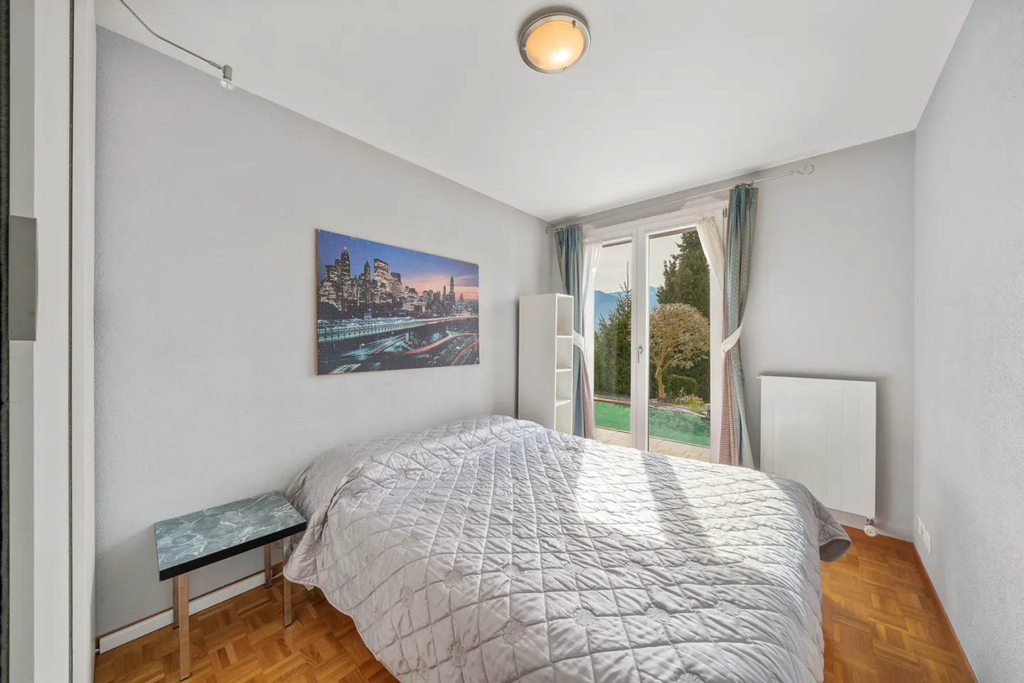 Desirable neighborhood, residential setting and panoramic view of the lake - Photo 6 of 16