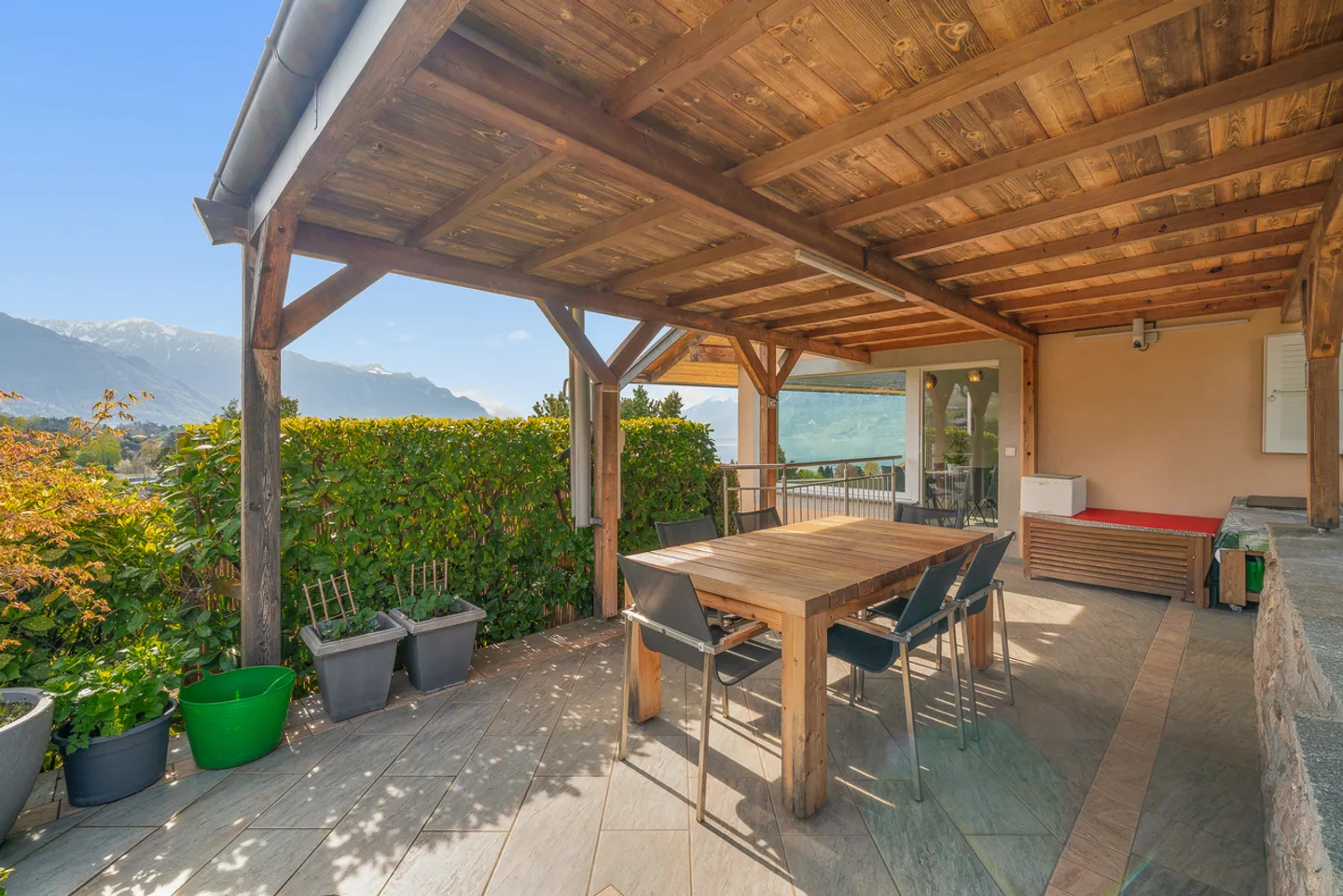 Desirable neighborhood, residential setting and panoramic view of the lake - Photo 13 of 16