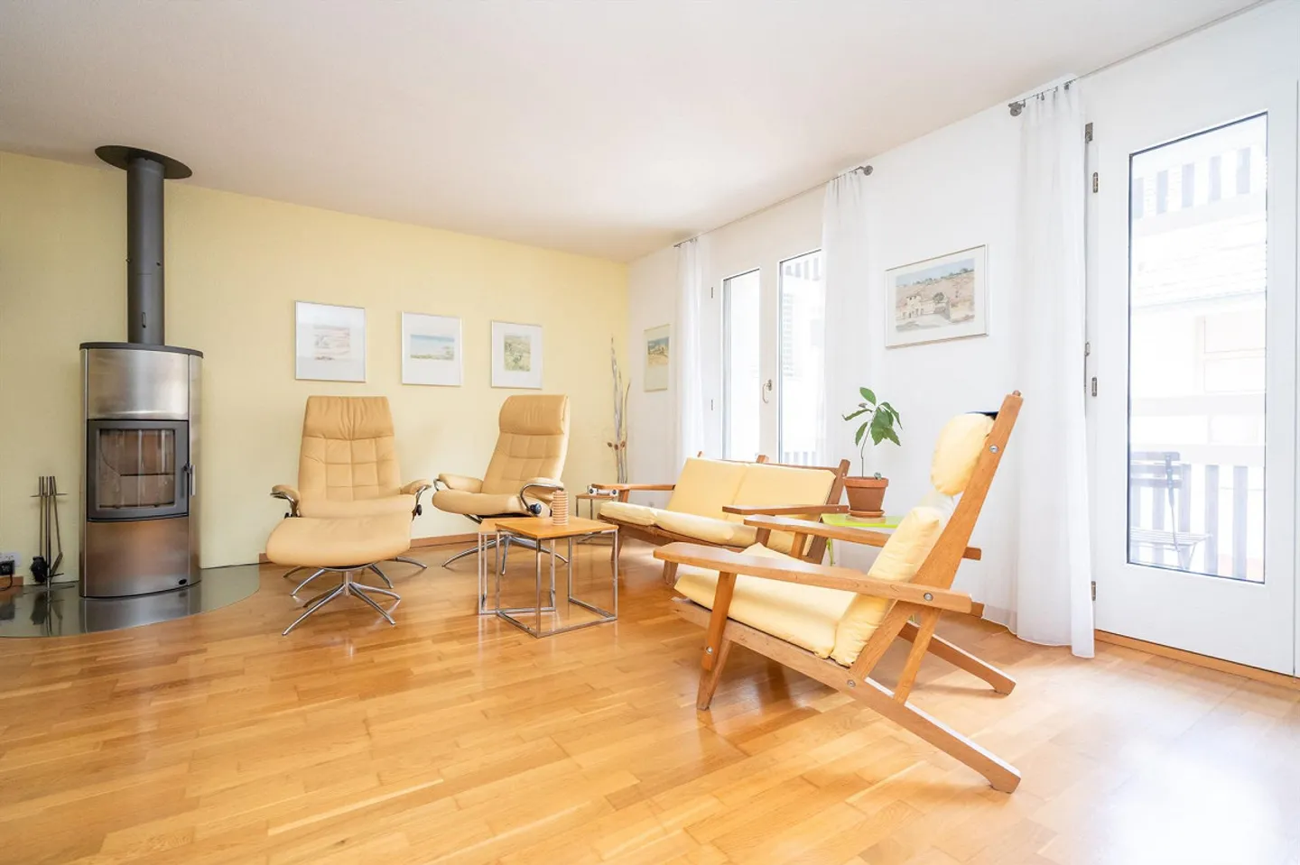 Charmantes Reihenhaus mit Balkonen - Foto 4 von 13