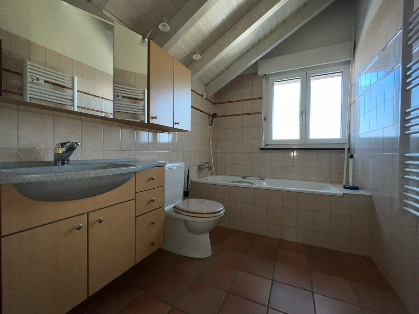 Villa mitoyenne de 4.5 pièces de caractère - Photo 8 sur 14