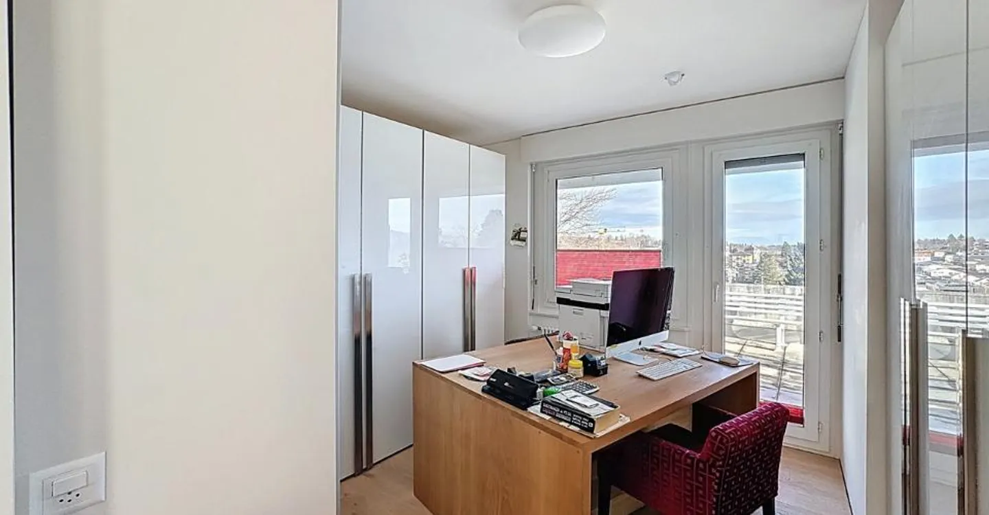 Appartamento attico di 5.5 locali con terrazza - Foto 9 di 11