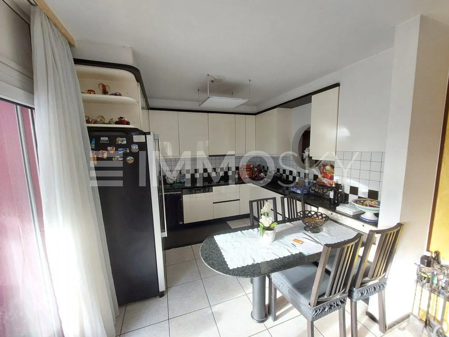 Leben Sie Ihren Villen-Traum im Herzen des Grüns - Foto 2 von 5