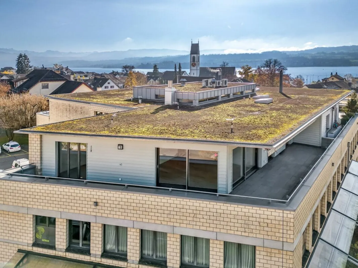 FIRST USE AFTER COMPLETE RENOVATION IN CENTRAL LOCATION IN MEILEN - PENTHOUSE APARTMENT NEAR LAKE ZURICH - Photo 2 of 14