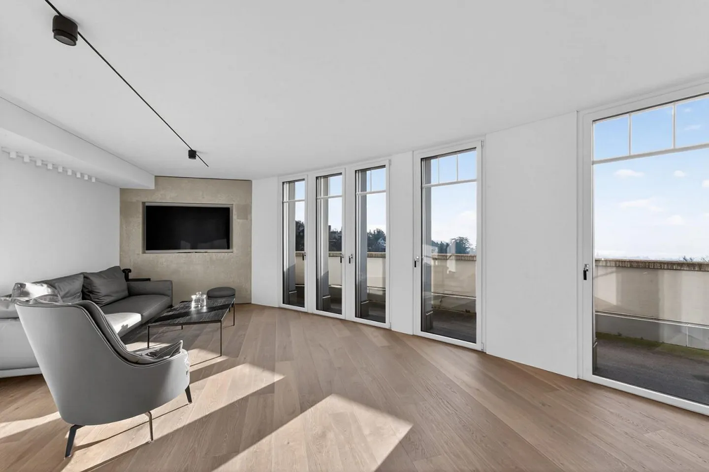 Stilvolles Apartment mit Seesicht - Foto 9 von 13