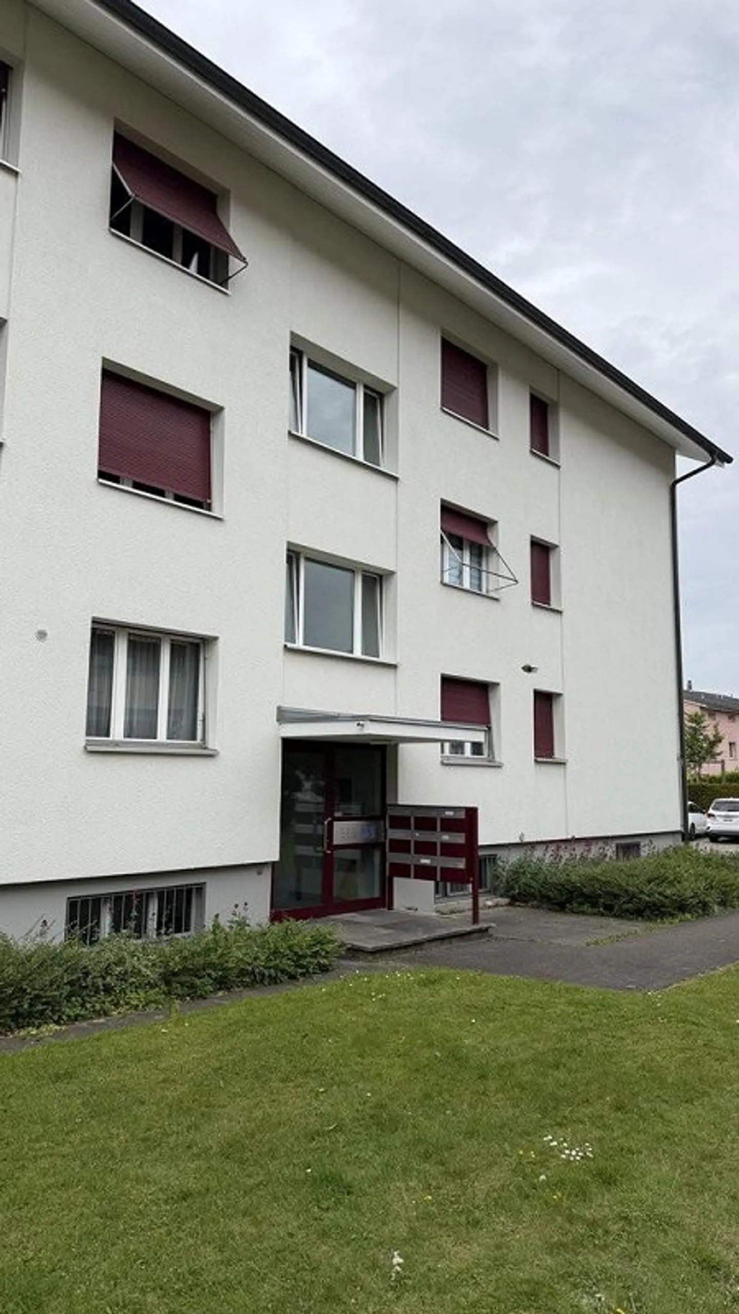 Garagenbox zu Vermieten in Bassersdorf - Foto 1 von 1