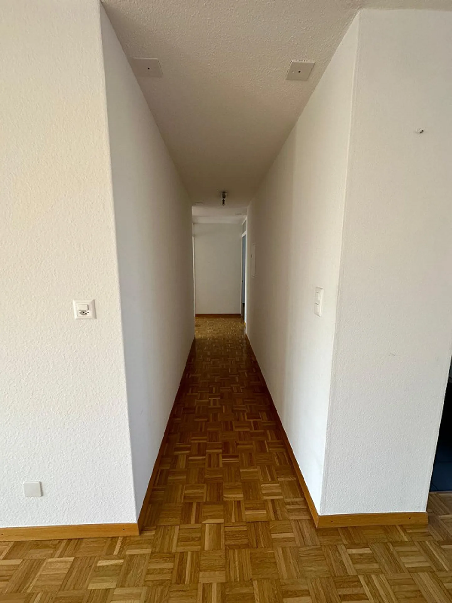 Ottimo appartamento di 4,5 stanze - Foto 7 di 12