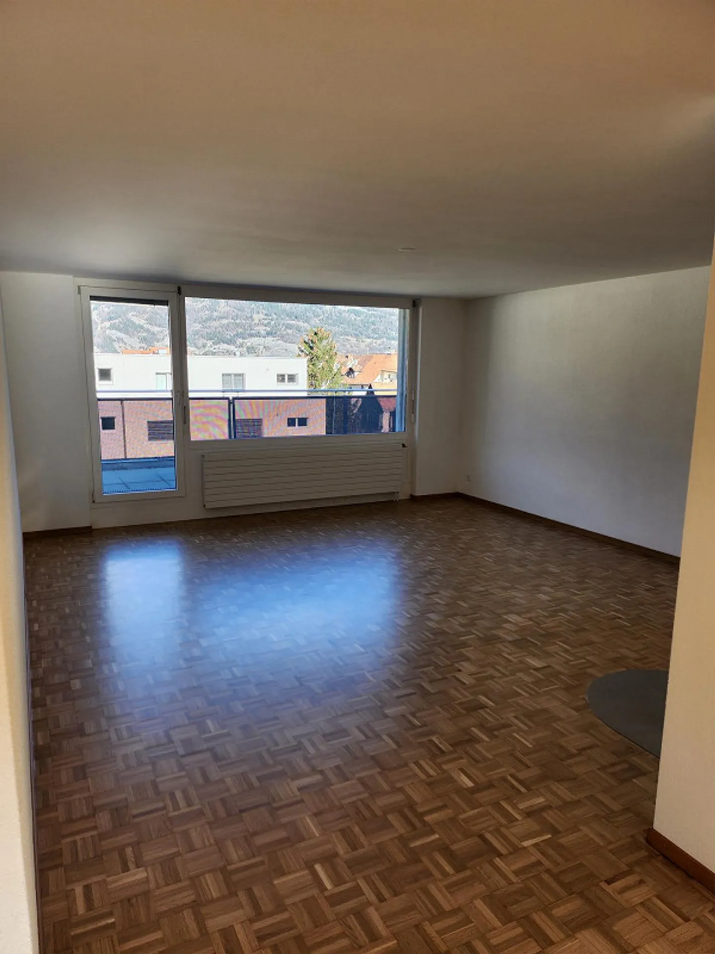 Appartement en attique 3,5 pièces près du centre-ville - Photo 4 sur 10