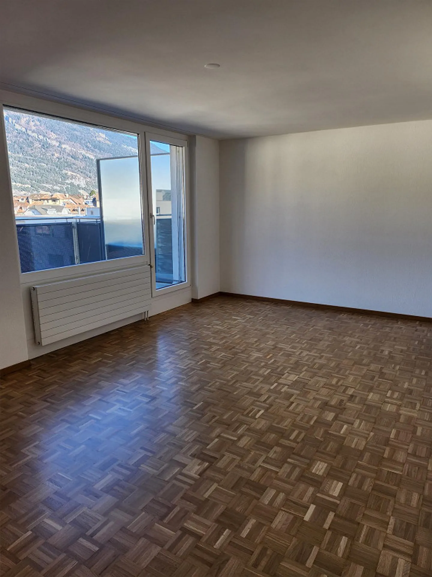 Appartement en attique 3,5 pièces près du centre-ville - Photo 5 sur 10