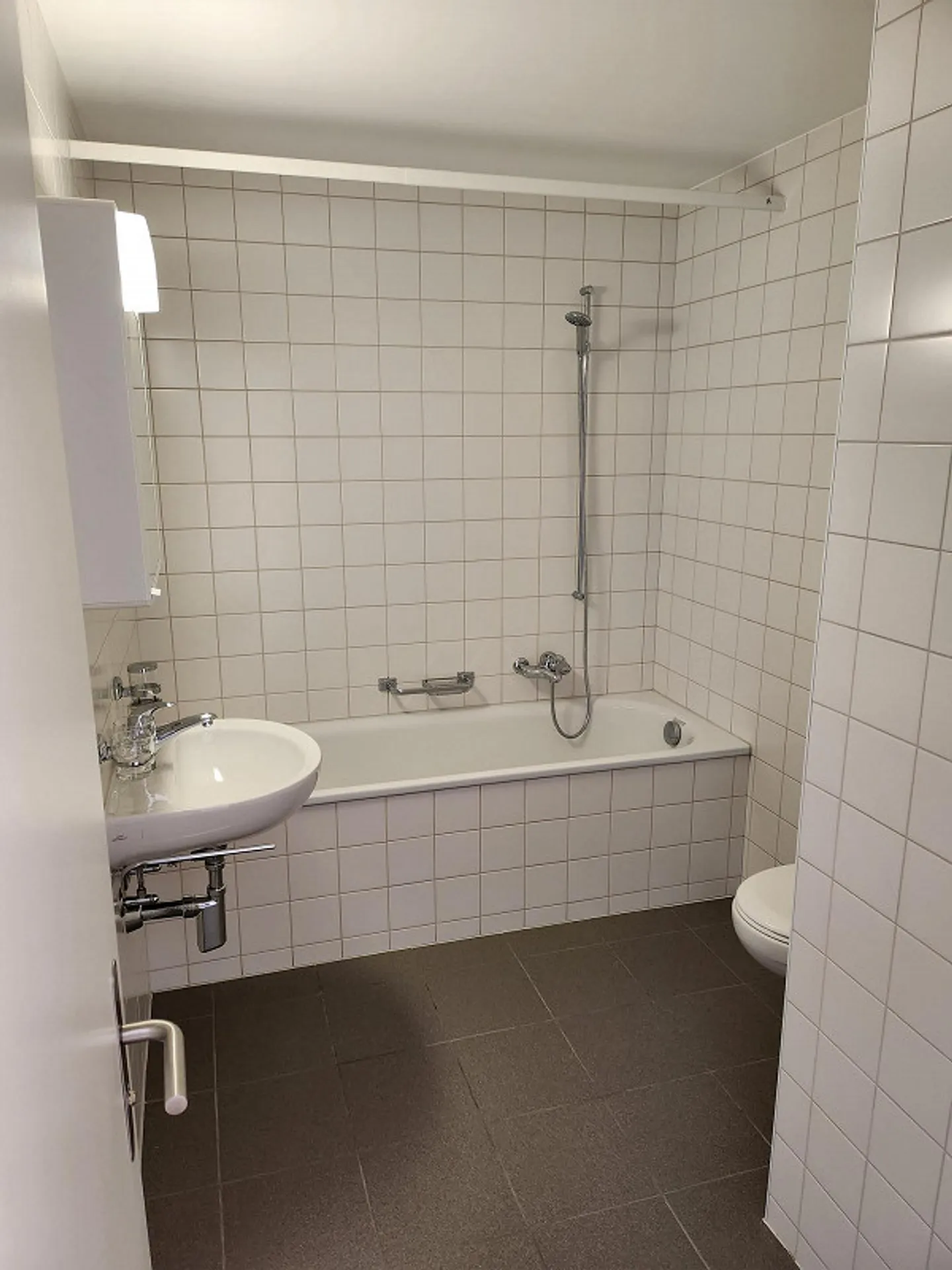 Appartement en attique 3,5 pièces près du centre-ville - Photo 7 sur 10