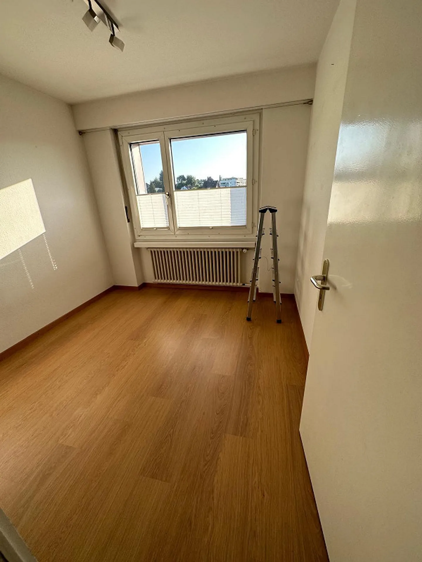 Ottimo appartamento di 4,5 stanze - Foto 9 di 12
