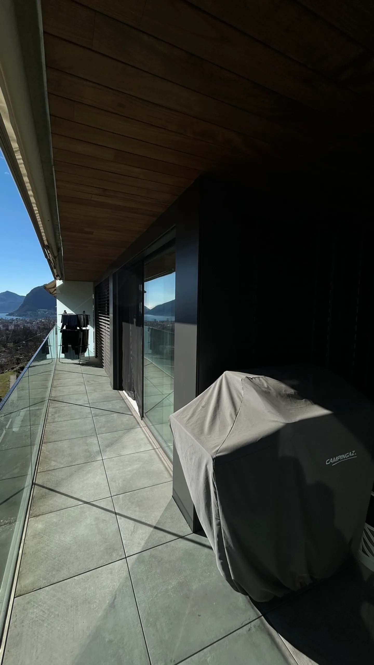 Apartment for rent - Photo 8 of 9