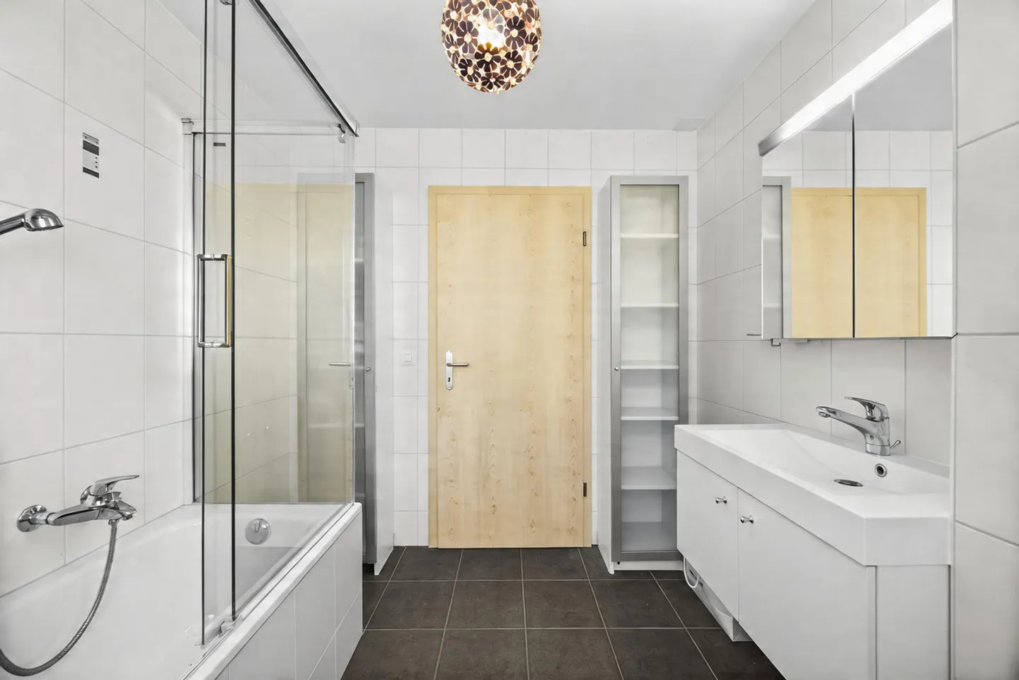 Aigle – beautiful penthouse of 4.5 rooms with large south-facing balcony - Photo 8 of 8