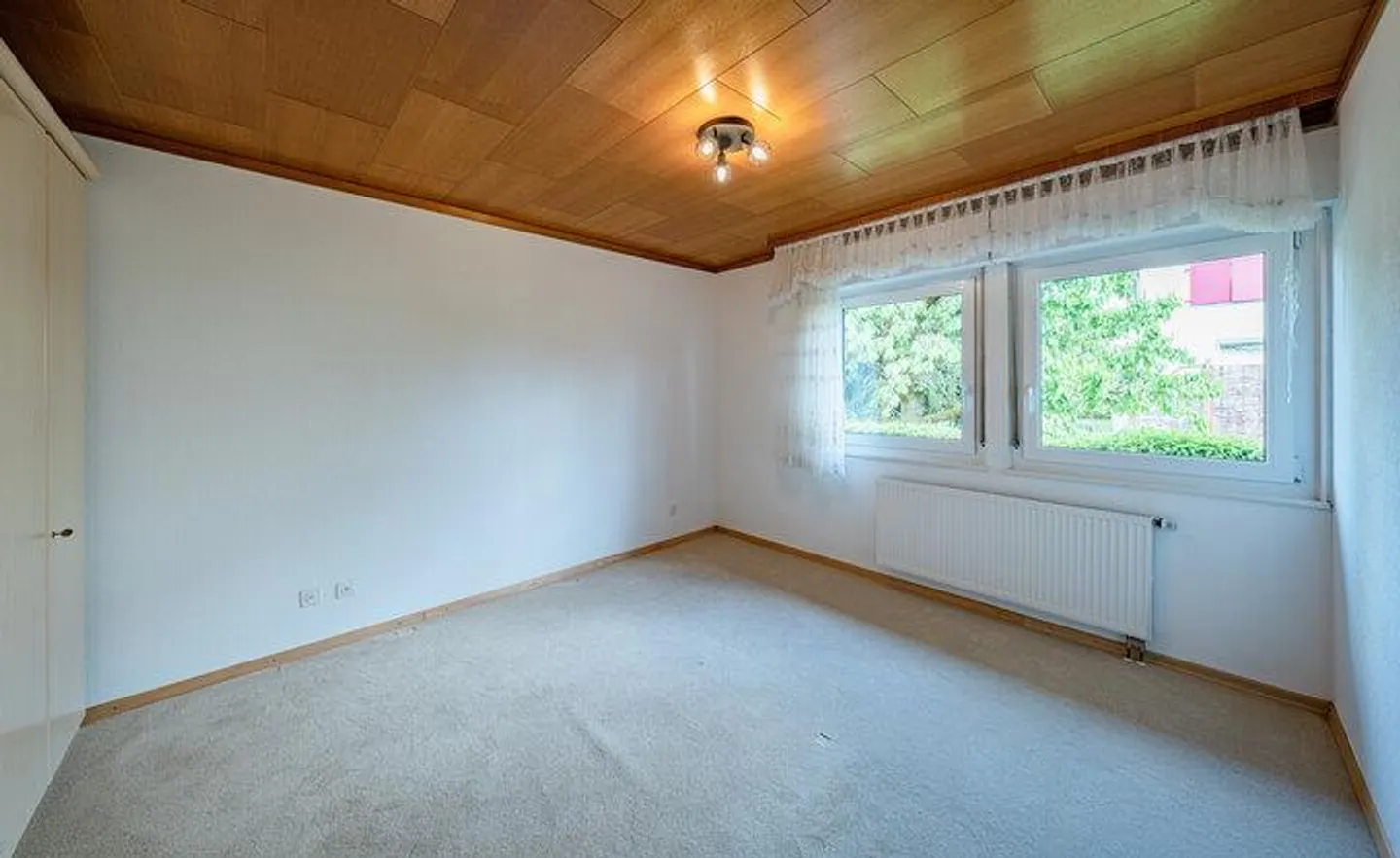 Maison individuelle indépendante de plus de 900 m² - Photo 7 sur 8