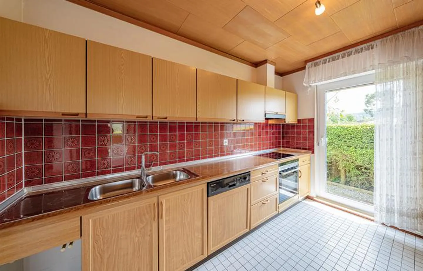 Maison individuelle indépendante de plus de 900 m² - Photo 6 sur 8