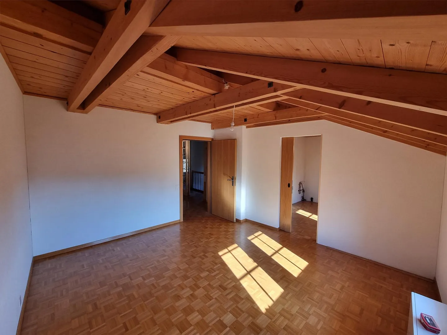Beautiful 2-room apartment for rent - Photo 2 of 5