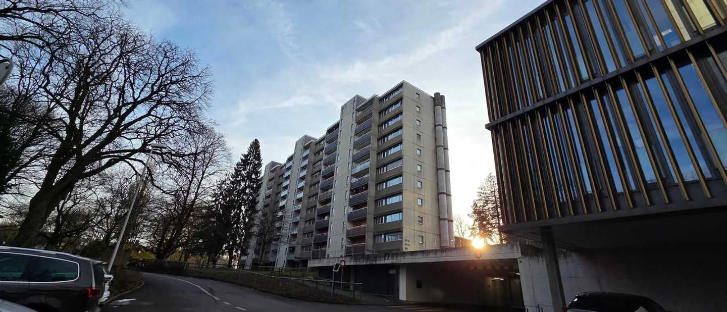 5.5-room apartment with 2 balconies, centrally located in Bern-Bümpliz - Photo 12 of 12