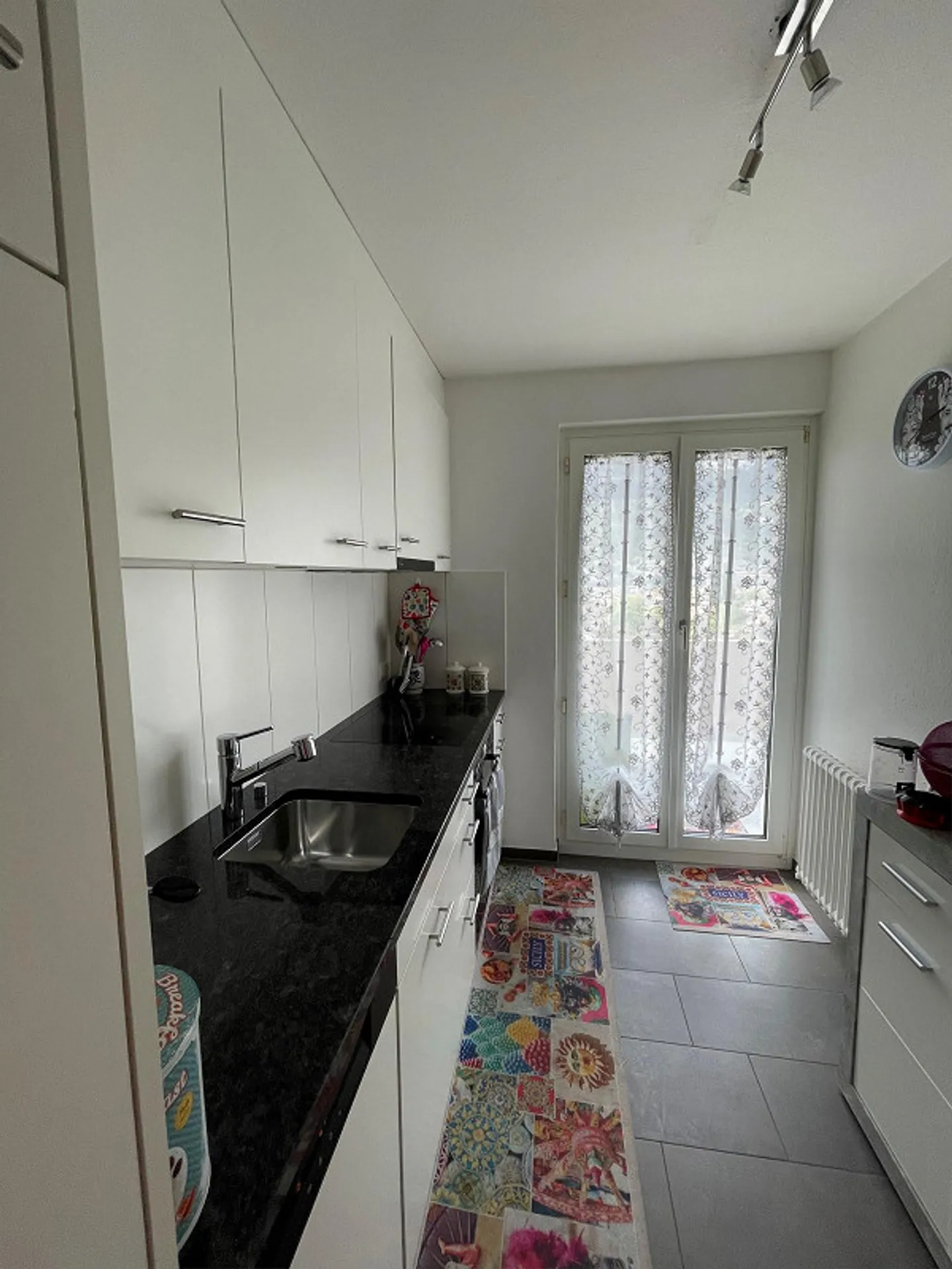 Charmante Wohnung mit Traumhaftem Ausblick - Foto 1 von 6