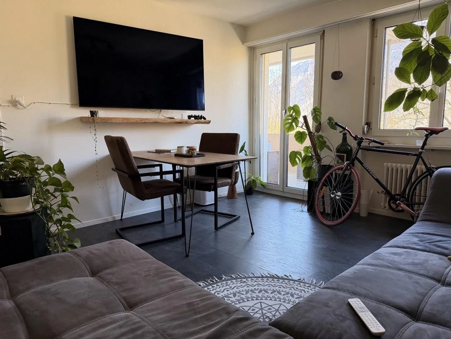 Charmante Wohnung mit Traumhaftem Ausblick - Foto 3 von 6