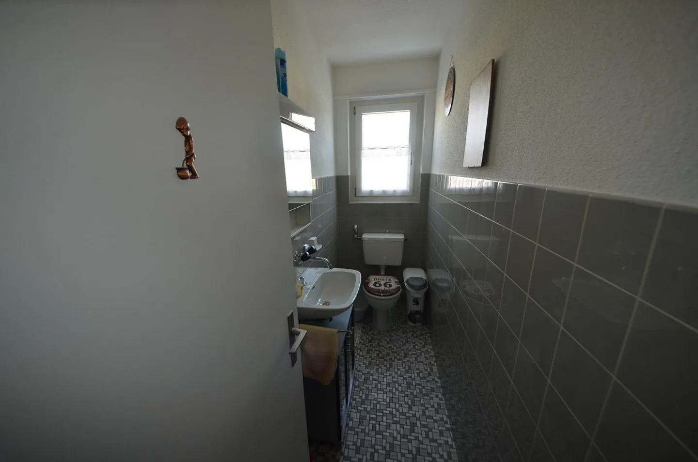 Appartement spacieux de 4,5 pièces à louer dans un emplacement central - Photo 5 sur 7