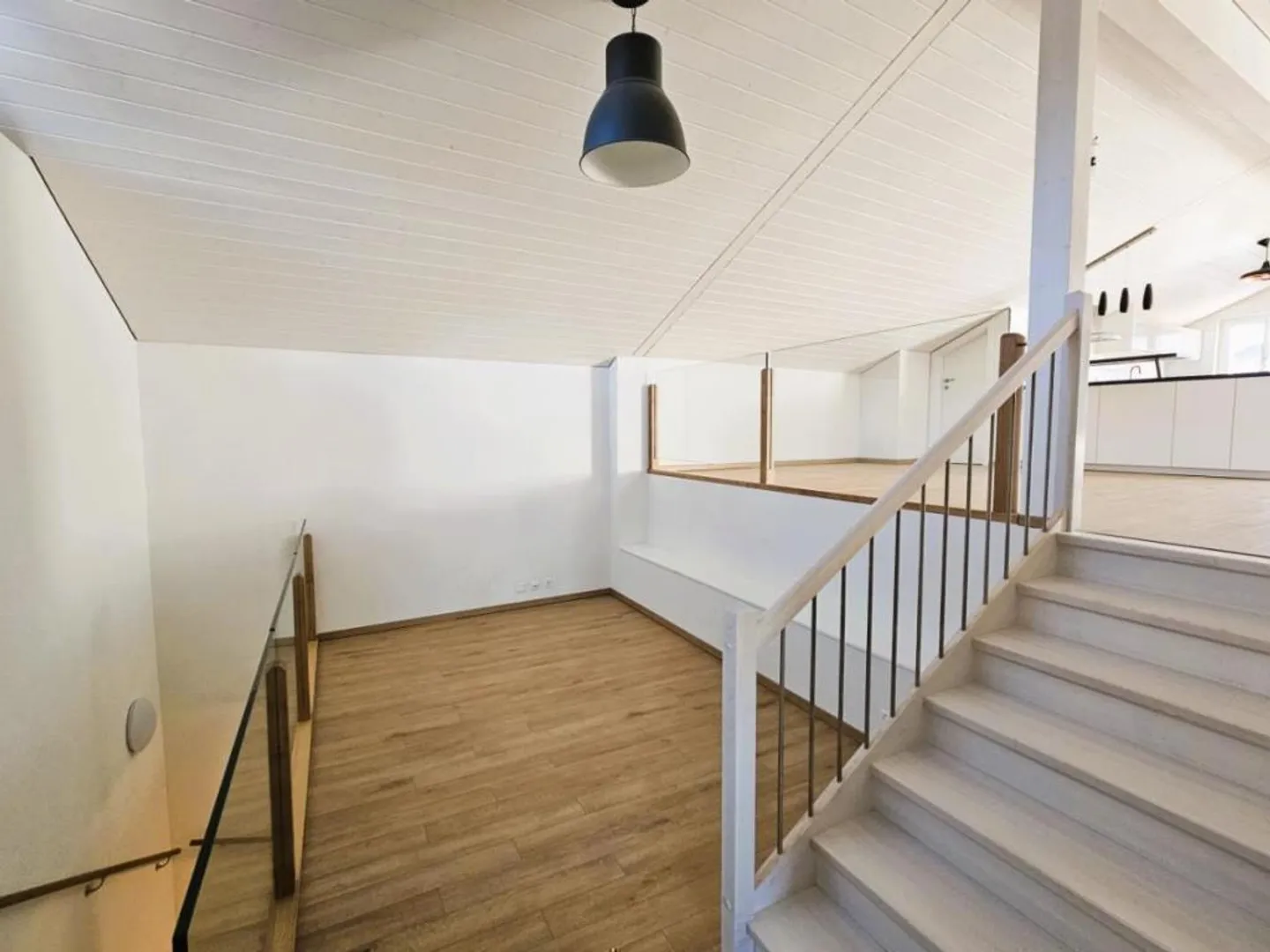 Atypical Apartment with Sunset Terrace - Photo 9 of 10