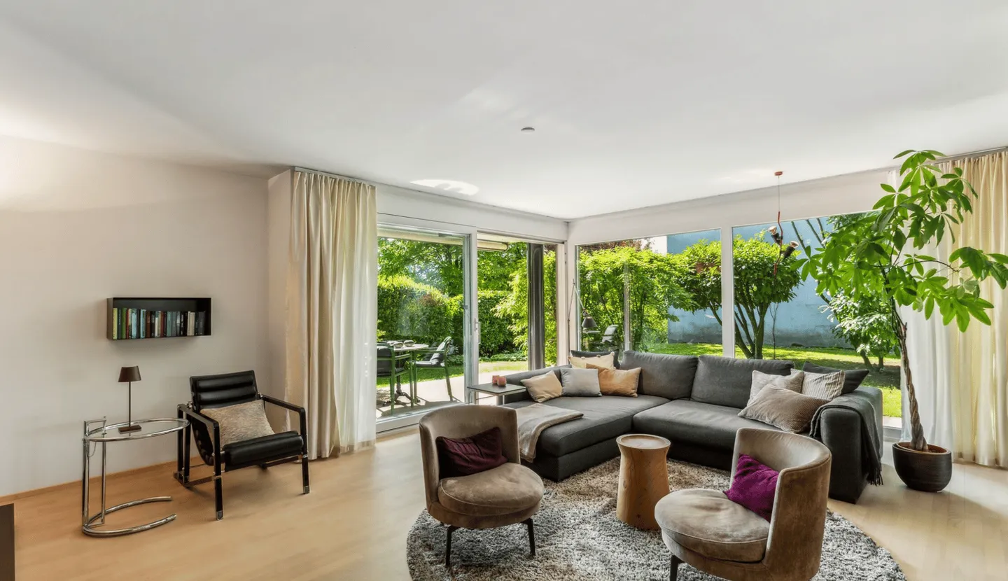 Spacious and Quiet Garden Apartment - Photo 5 of 10