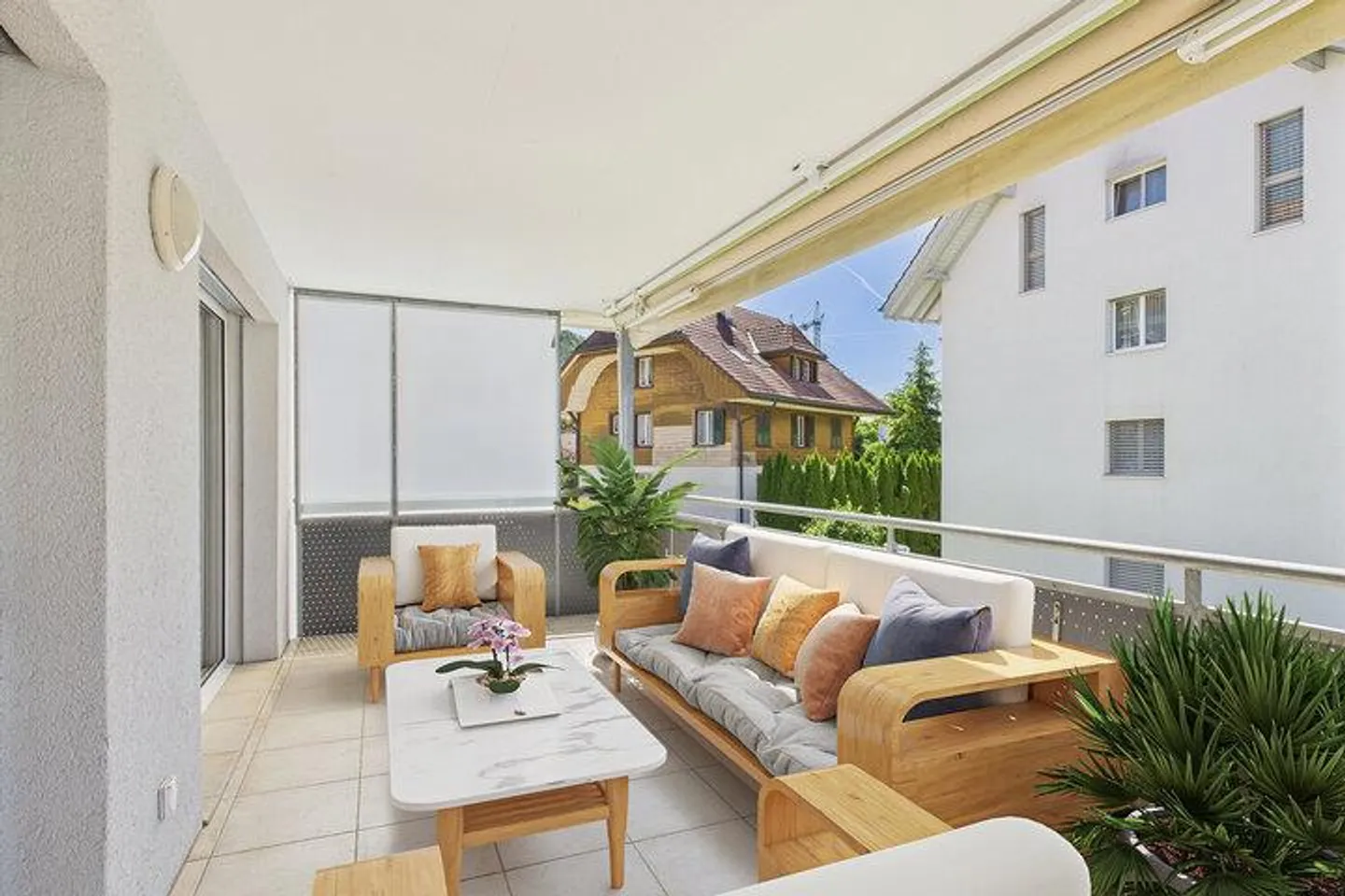 ABBastanza INTELLIGENTE - Foto 1 di 8