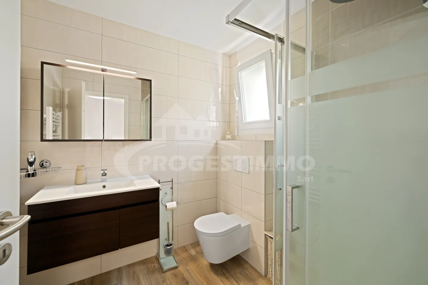SCHÖNE VILLA - SICHERER HERZSTICH - Foto 13 von 15