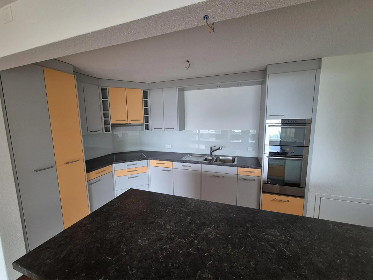 4.5 room apartment with great view - Photo 3 of 13