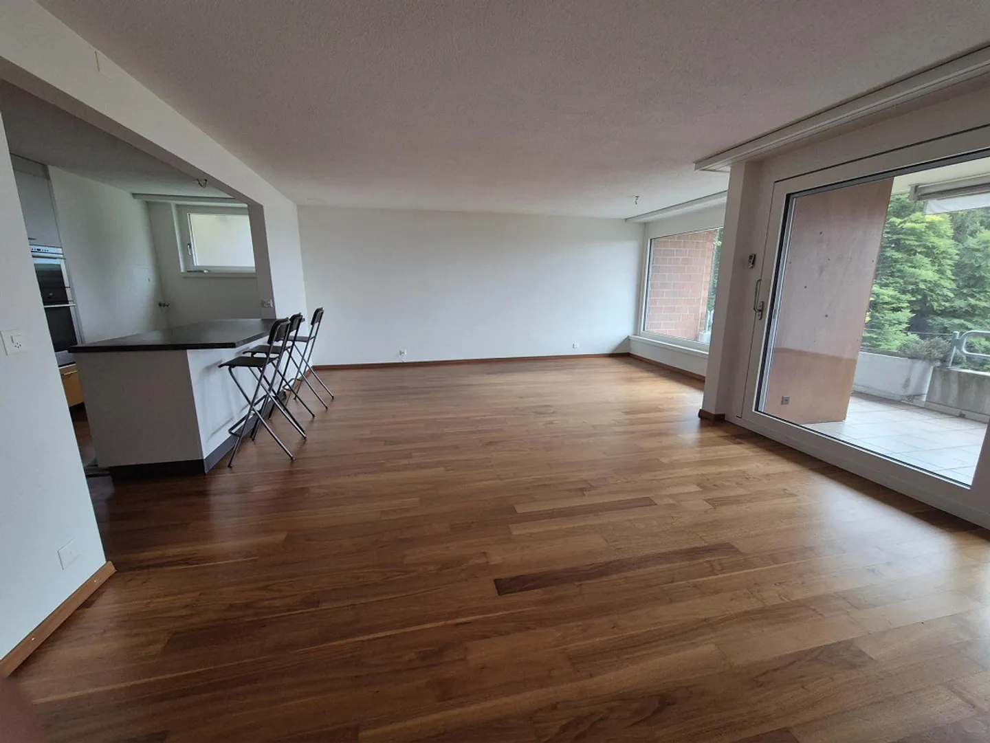 4.5 room apartment with great view - Photo 5 of 13