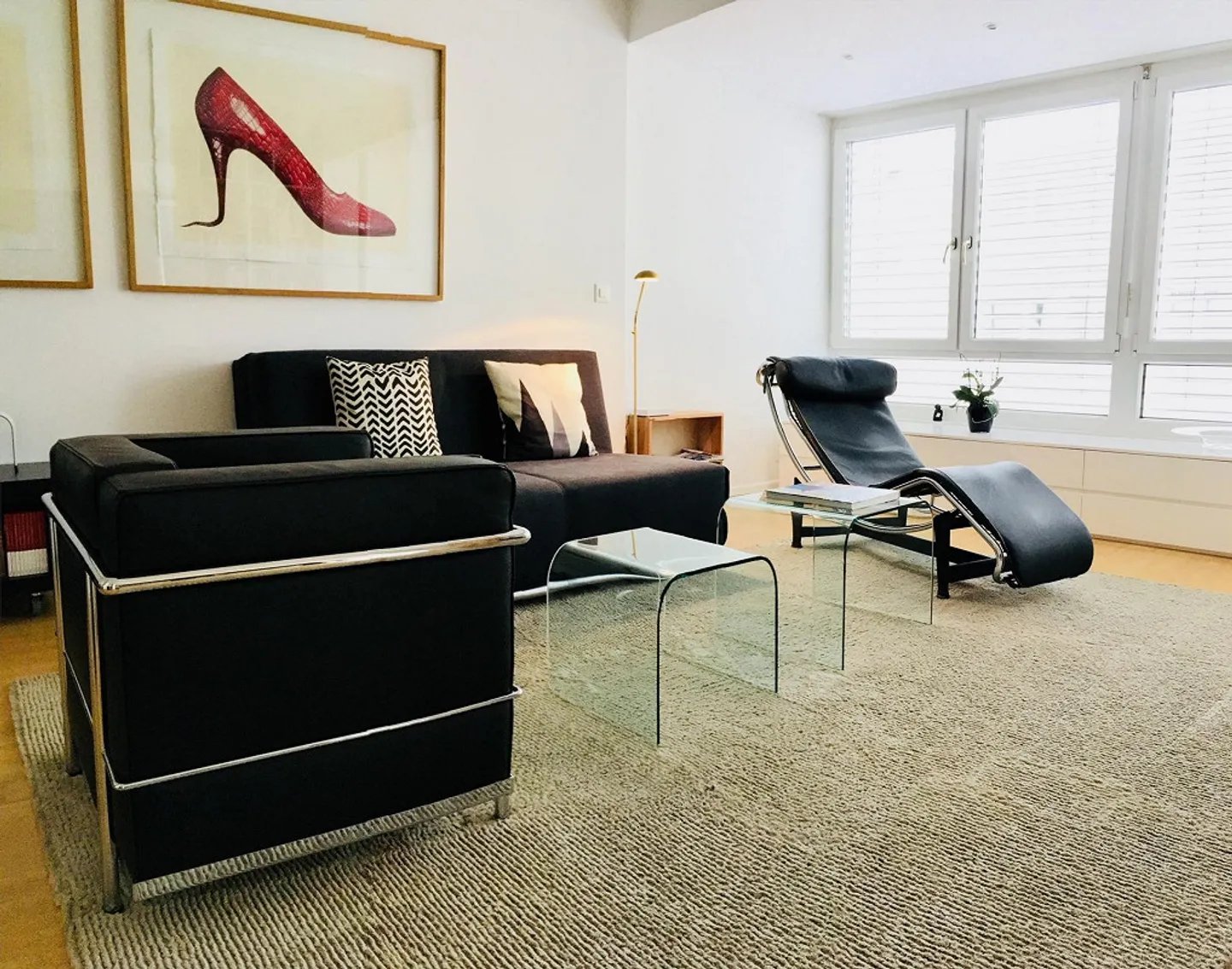 Spacious 4.5-room apartment with balcony and fireplace in Basel-Gotthelf - Photo 4 of 12