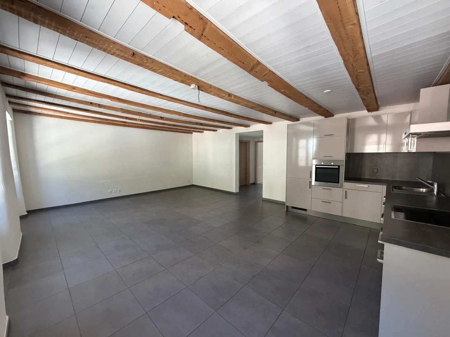 Charmante Wohnung in St-Imier - Foto 4 von 8