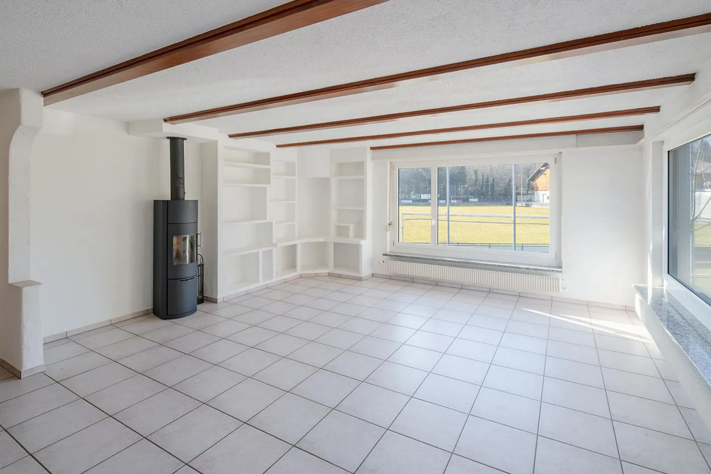 Interessante casa a 3 famiglie con diverse possibilità di utilizzo! - Foto 8 di 13