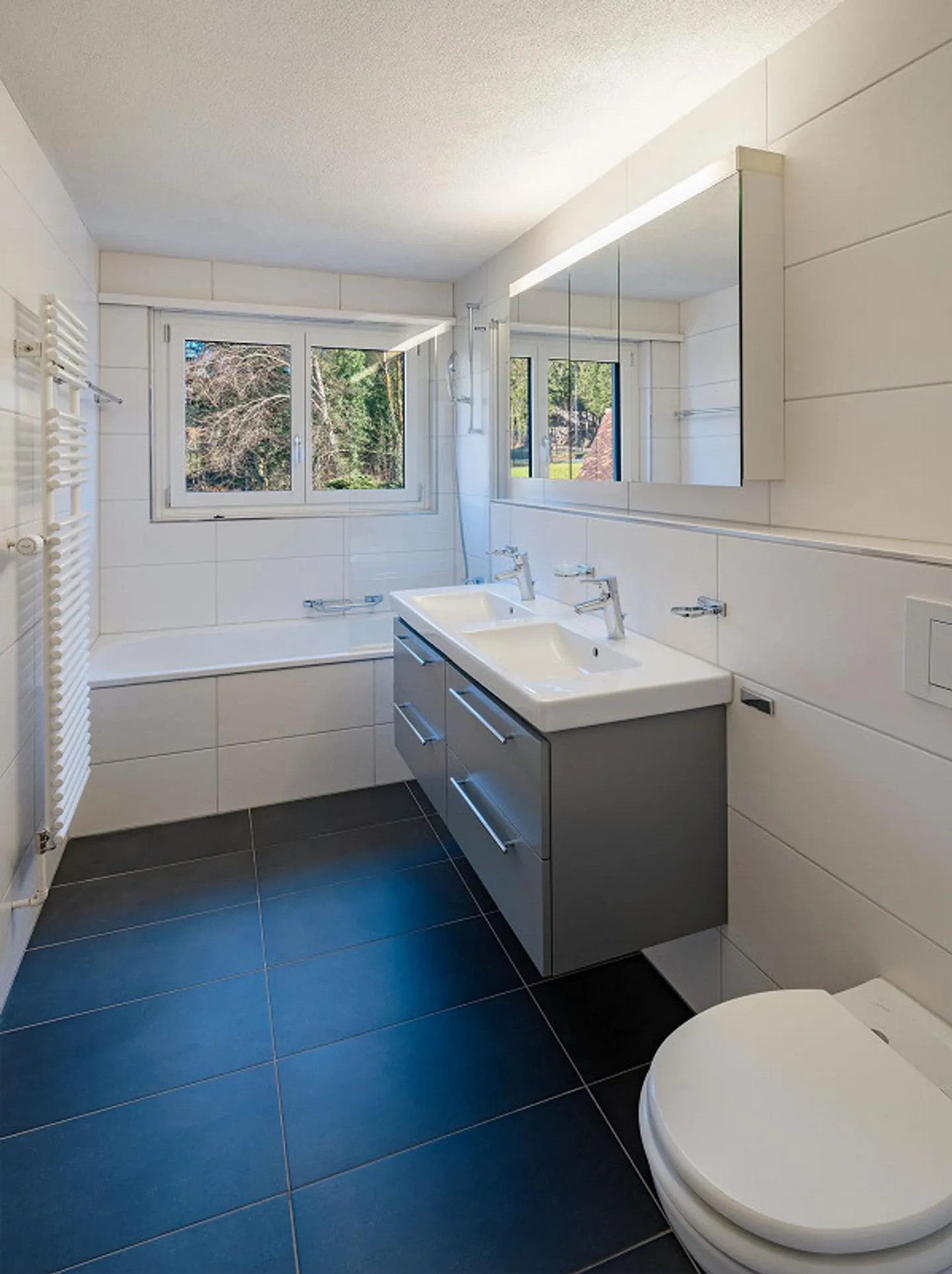 Interessante casa a 3 famiglie con diverse possibilità di utilizzo! - Foto 10 di 13