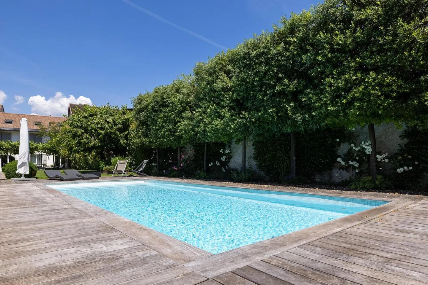 Magnificent village house with pool and garden - Photo 2 of 13