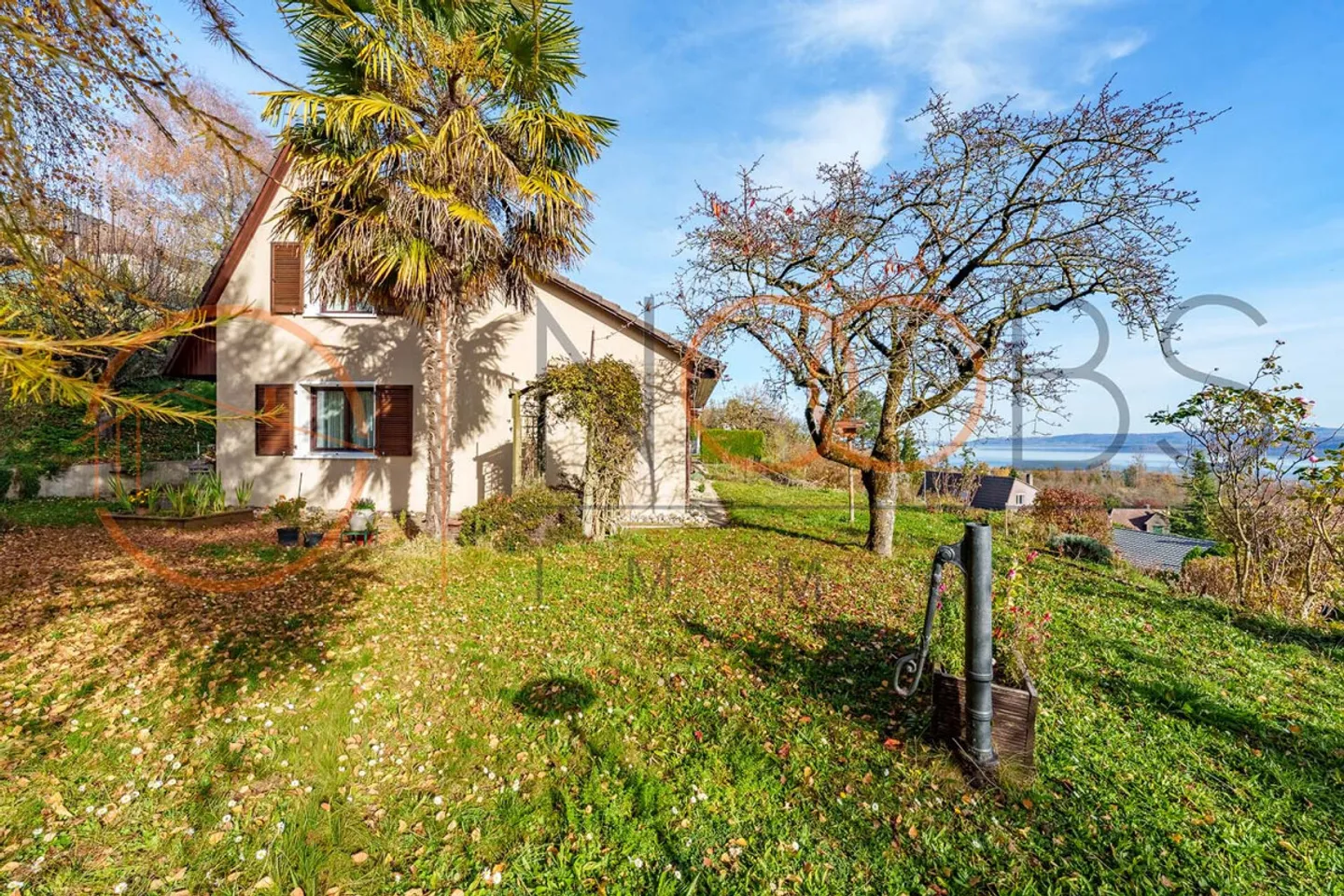 FAMILY HOUSE OF 4.5 ROOMS - Photo 3 of 13